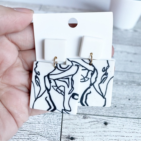 Black and White Polymer clay earrings, aesthetic jewelry, line art earrings - Picture 4 of 6
